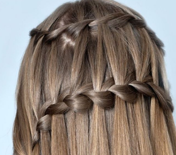 100 Incredible Hairstyles for Women with Hair Thinning Issues