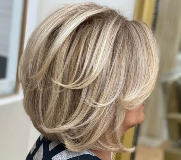 50 Chic and Flattering Hairstyles for Women Over 50 (13)