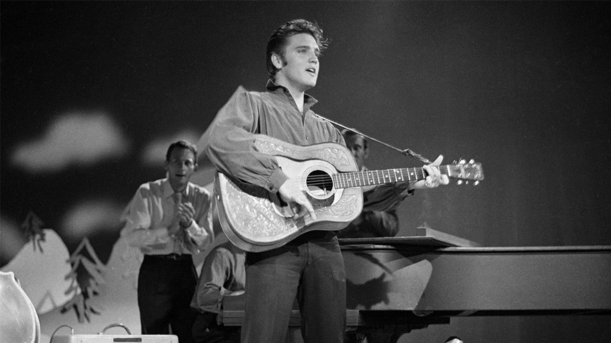 The Beginning of Elvis Presley’s Hairstyles